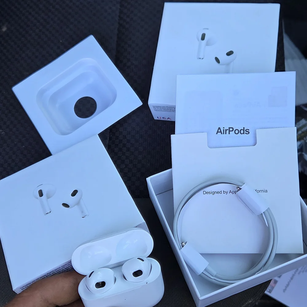 Apple AirPods Pro - White